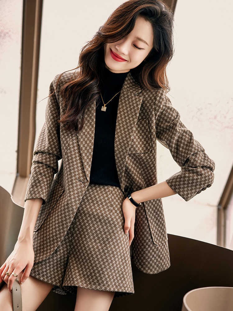 Fashionable Suit Shorts Set Wo - đánh giá và giá Streetwear Brand Of The Year